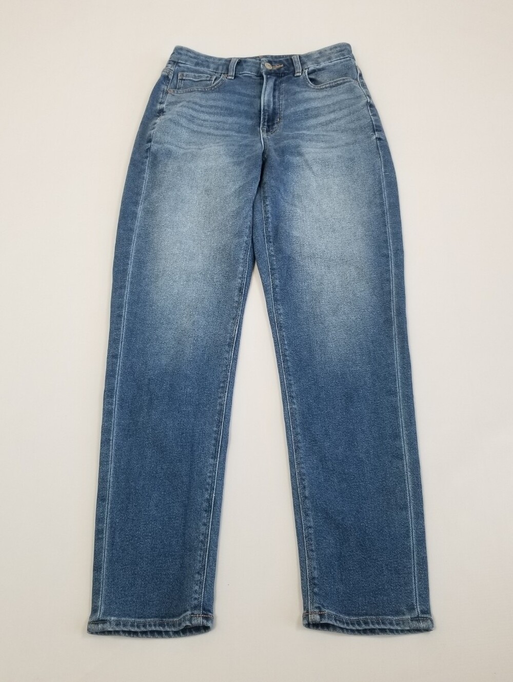 American Eagle Curvy Mom Jeans Size 2